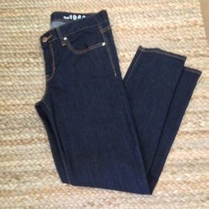 Mid-Rise Skinny Jeans Dark Rinse
